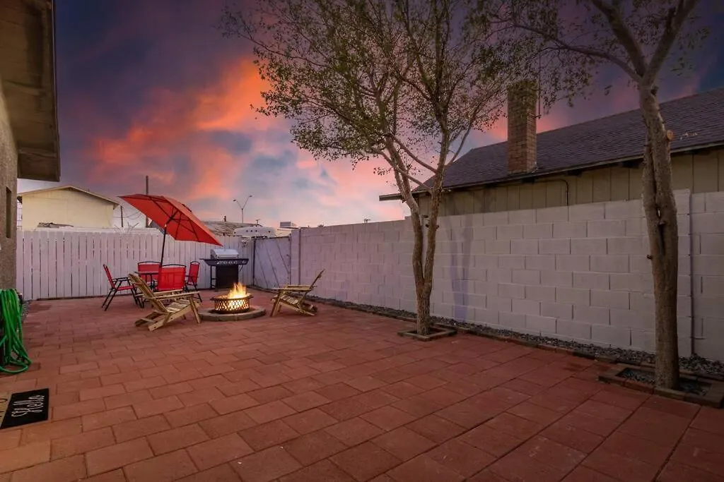 Your Downtown Studio With All Amenities Unit B Phoenix 0*,  United States